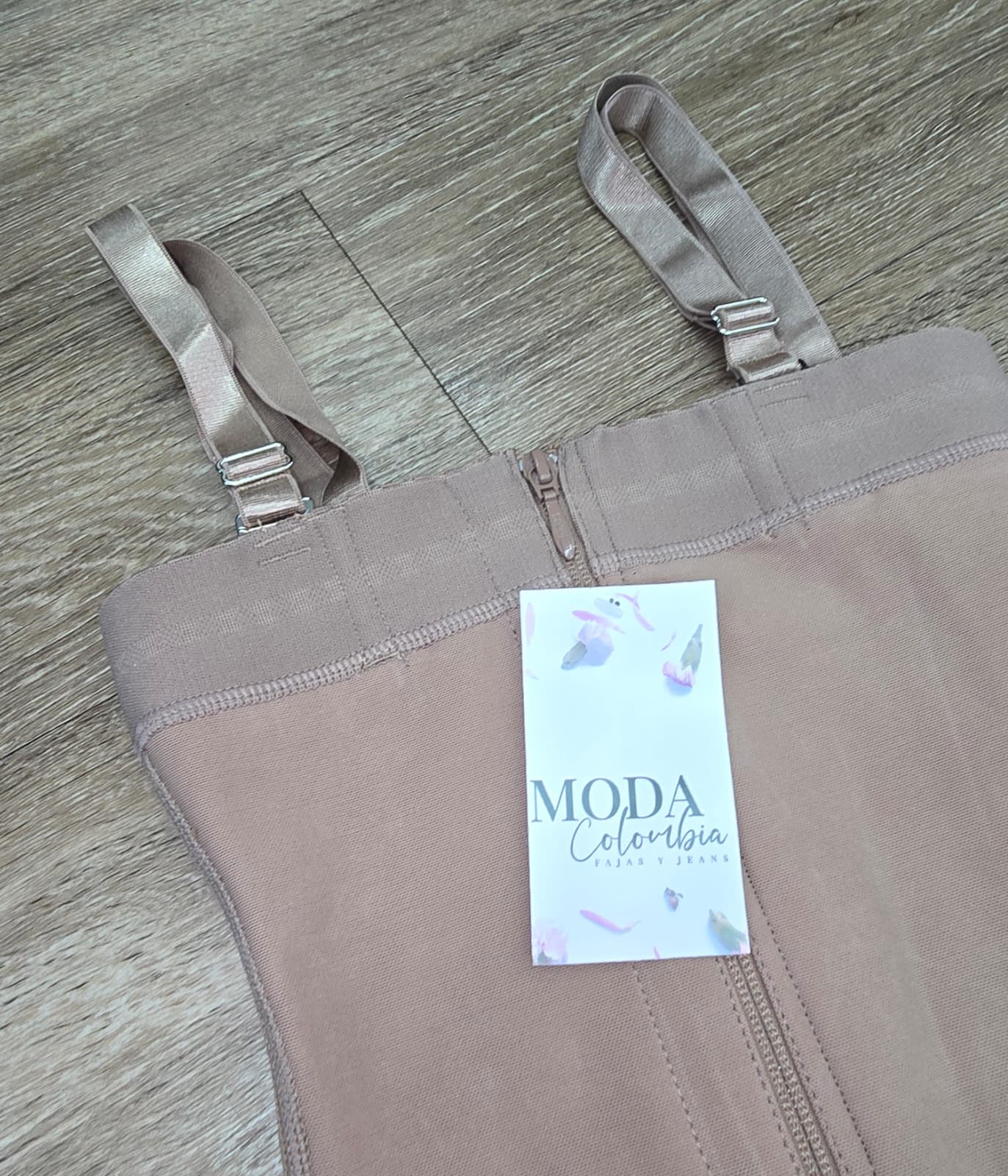 COLOMBIAN STRAPLESS SHAPER 232